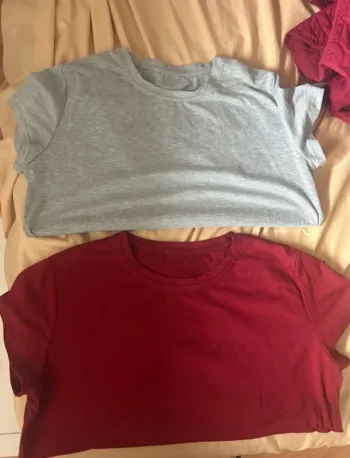 Lot de deux t-shirt taille XL