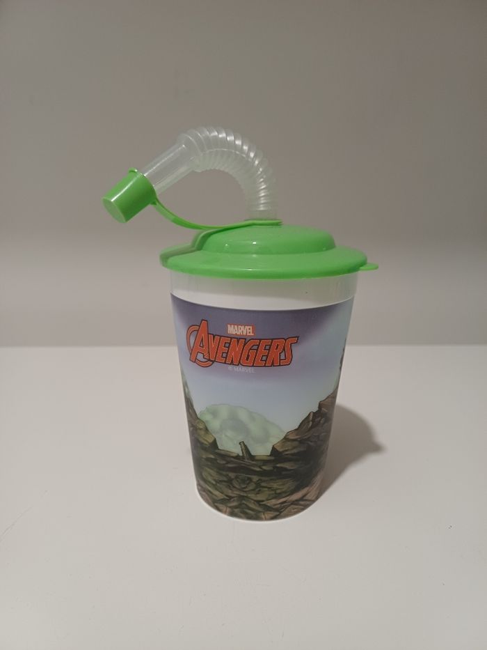 Verre paille avec couvercle Avengers MARVEL