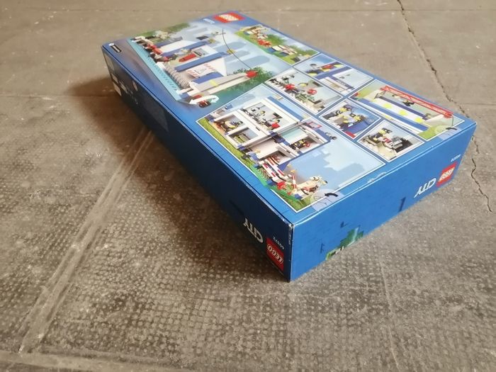 Lego City 60372 Le centre d’entraînement de la police [NEUF] - photo numéro 3