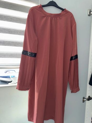 Robe taille 44 en tres bonne etat