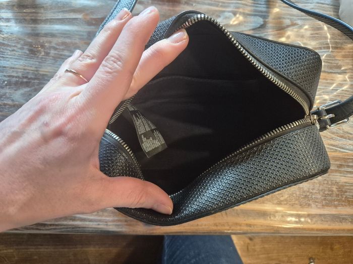 Sac à bandoulière lacoste Chantaco en cuir piqué - photo numéro 3