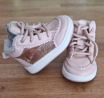 Chaussure de marche
