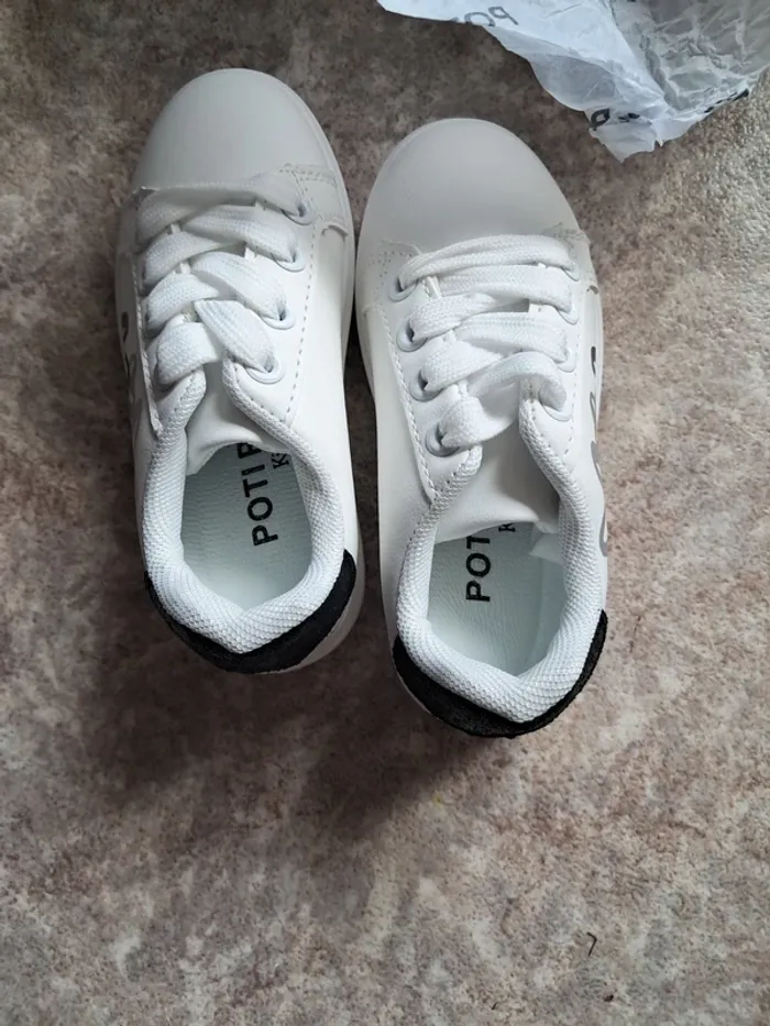 Chaussure neuf fille taille 25 - photo numéro 5