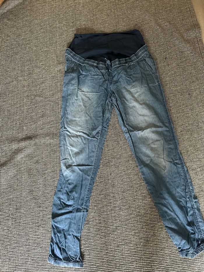Pantalon de grossesse