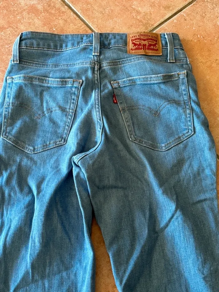 Jean levis bleu clair 725 - photo numéro 3