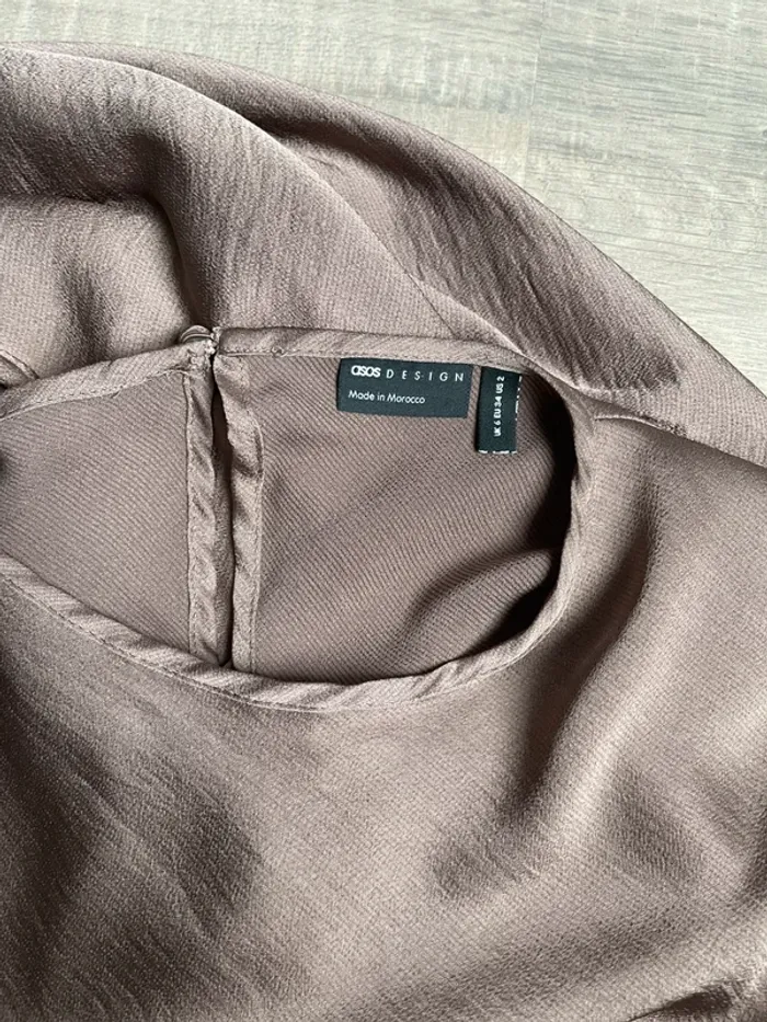 Robe satinée - photo numéro 6
