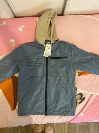 Veste coupe vent taille 10 ans neuf