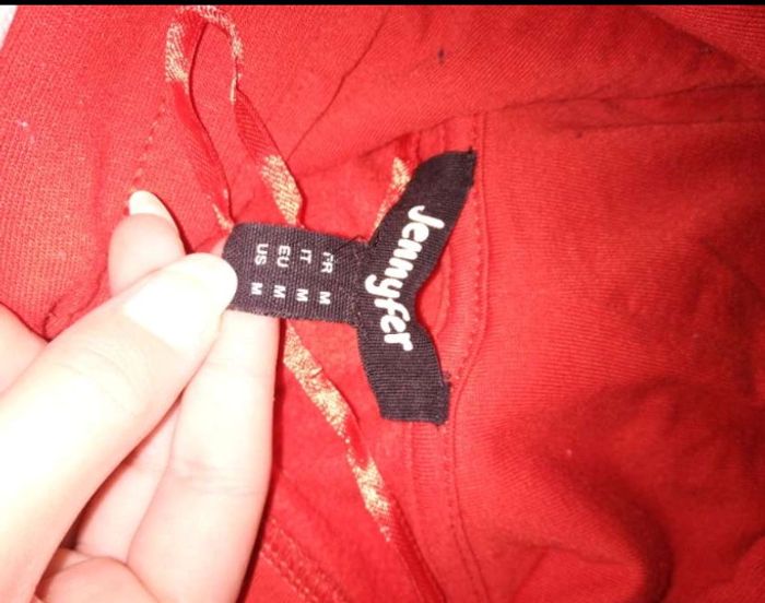 Sweat Rouge - photo numéro 3