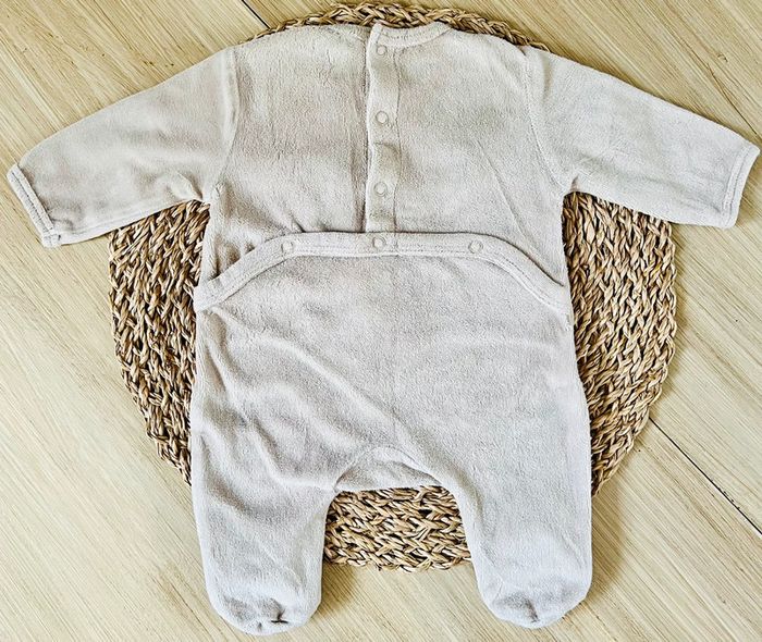 Lot de 2 pyjamas dors-bien Kiabi et Influx - photo numéro 3