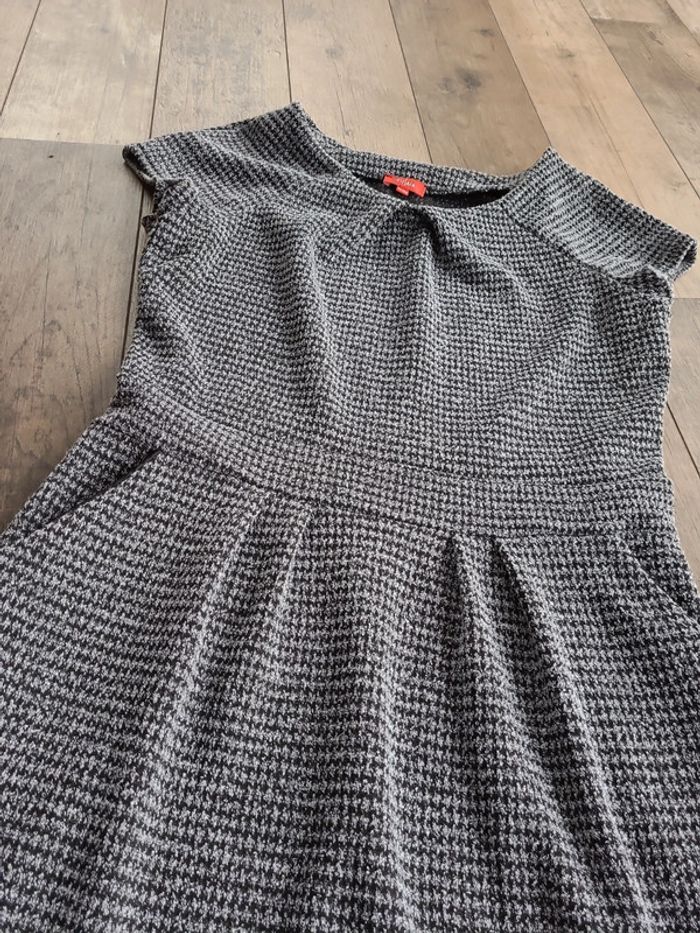 Robe courte 42 - photo numéro 2