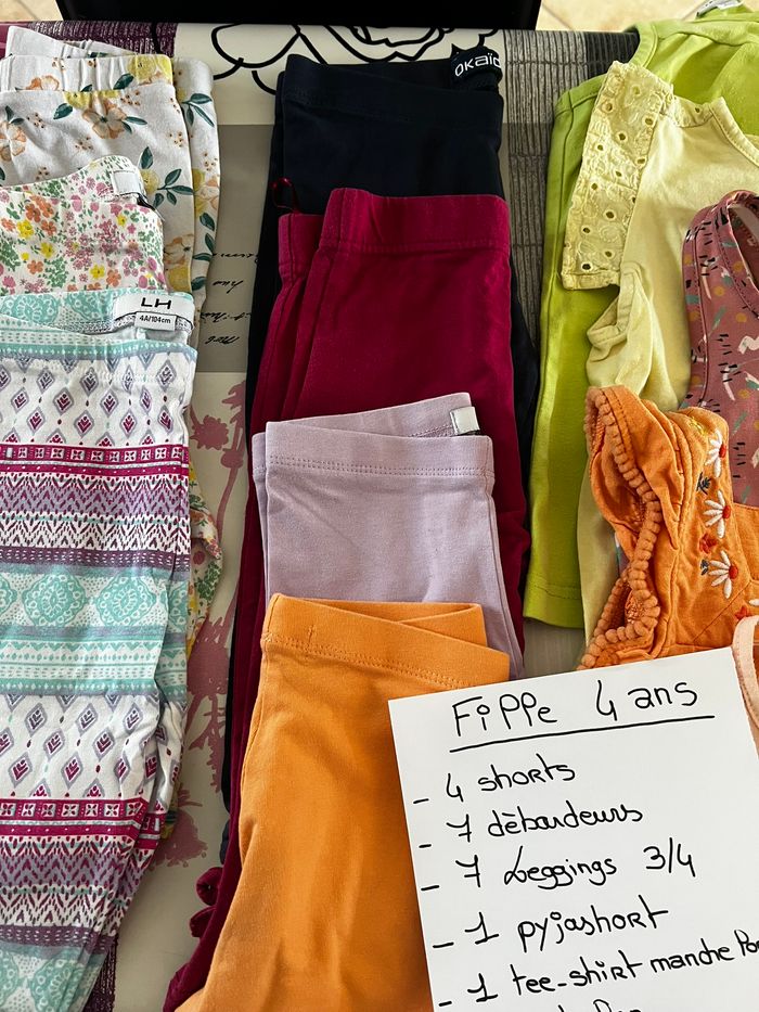 LOT DE VÊTEMENTS FILLE ÉTÉ 4 ANS - photo numéro 7