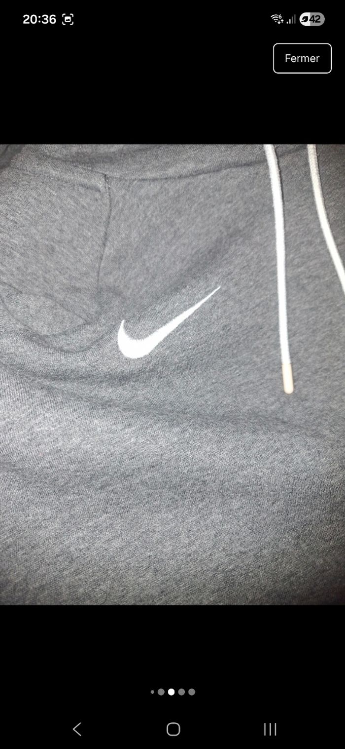 Haut nike - photo numéro 3