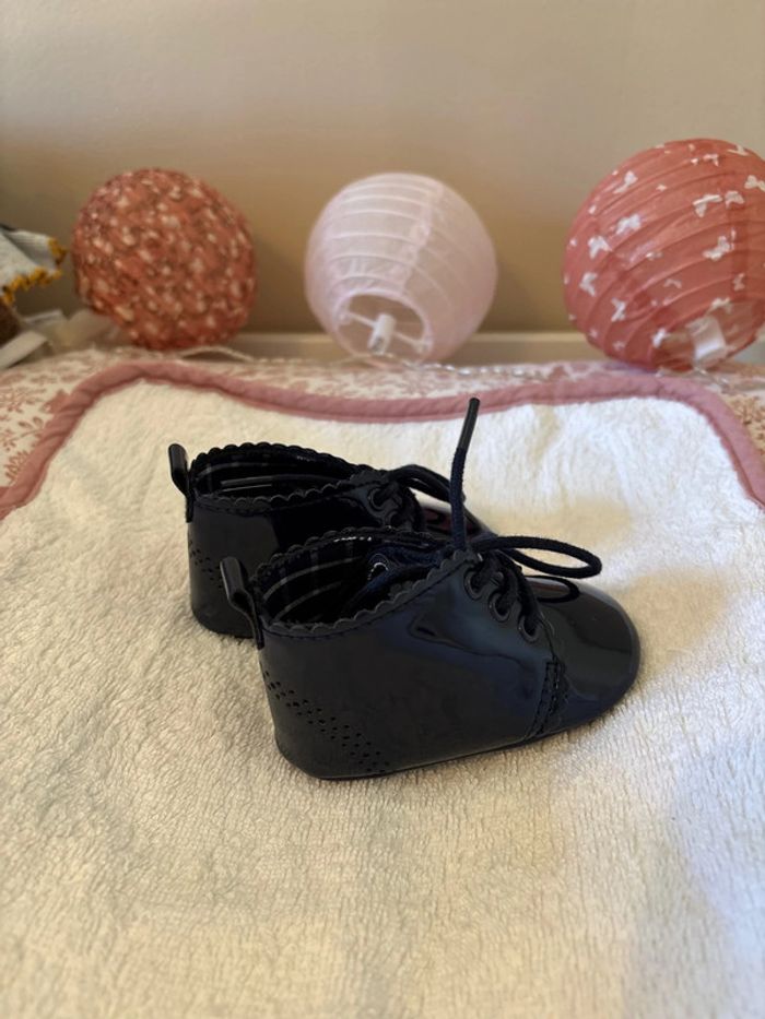 Chaussures bébé 1-6 mois - photo numéro 4