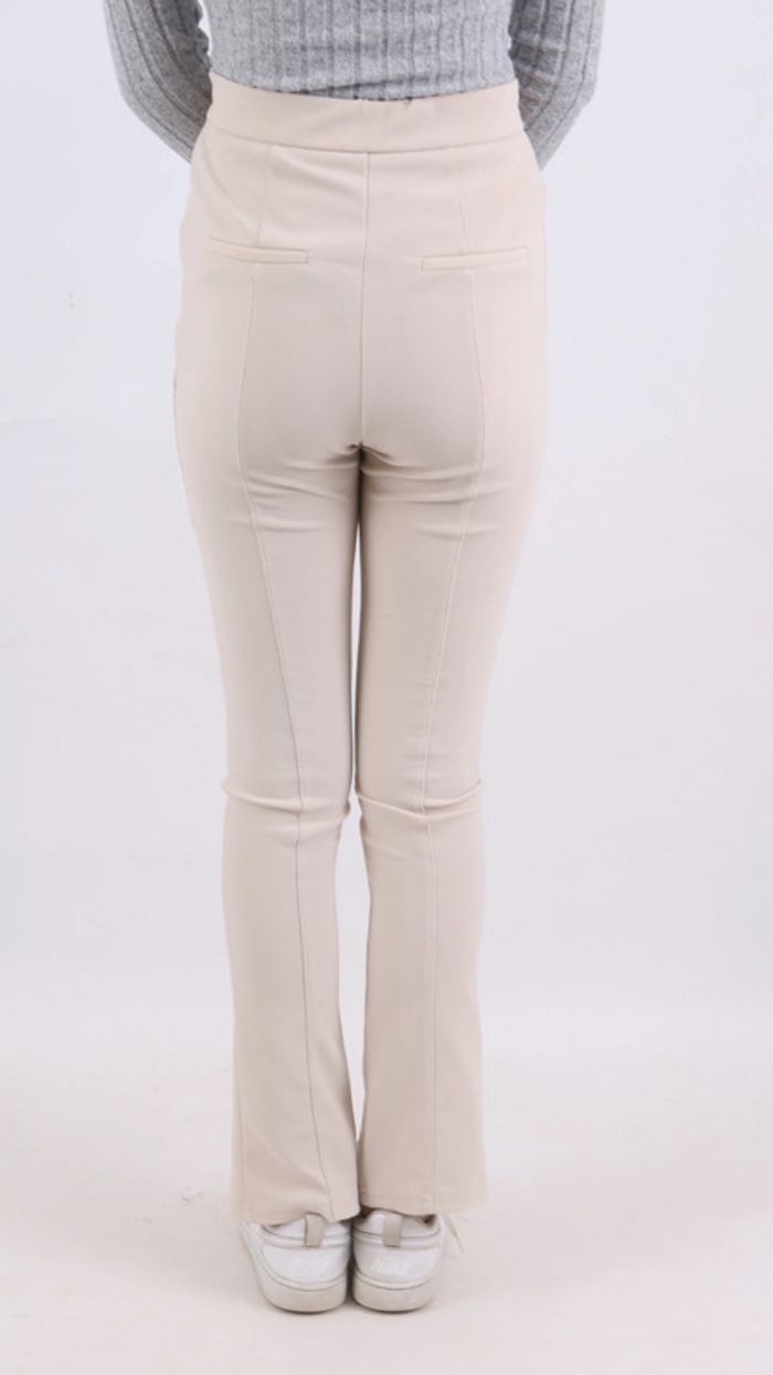 Pantalon tailleur crème - photo numéro 2