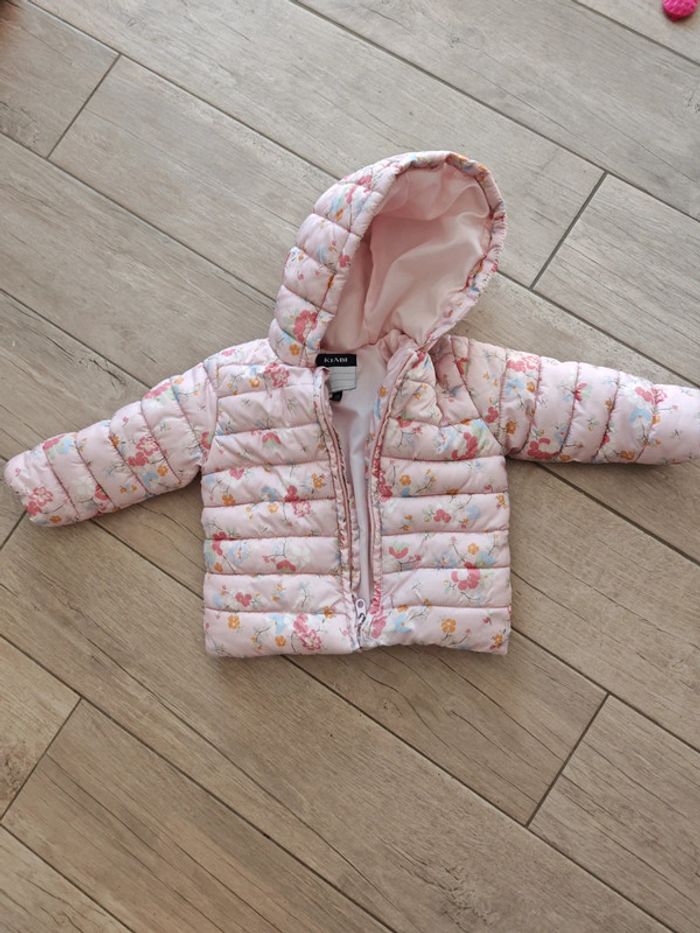 Doudoune légère à capuche fille 2 ans