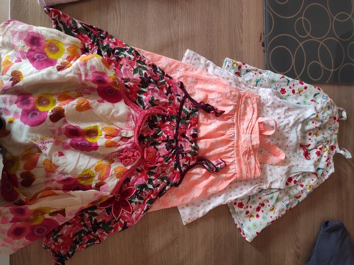 Lot vêtements bébé fille 12 mois - photo numéro 2