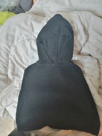 Poncho à capuche fillette noir