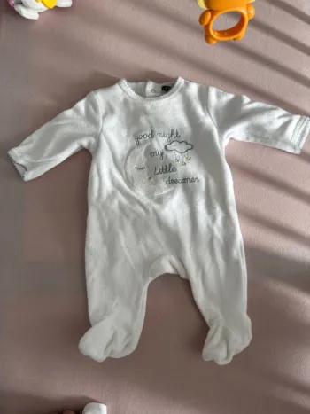 Pyjamas bébé
