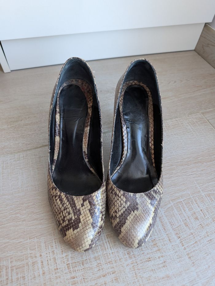 Chaussures cuir talons larges effet python - photo numéro 6
