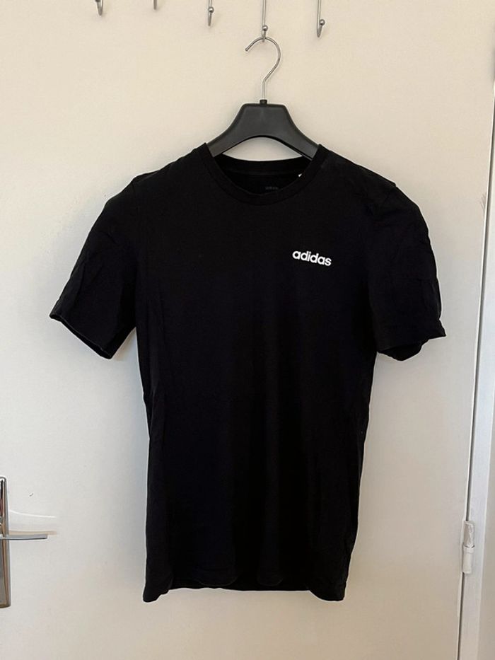 Tee shirt noir adidas taille S