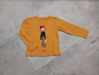 T-shirt moutarde, manches longues, fille 3 ans