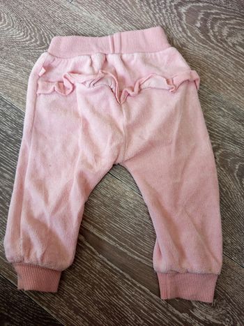 Pantalon rose Kiabi 1 mois