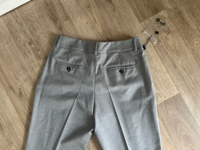 Max mara pantalon gris en laine neuf avec étiquette femme, taille 38 - photo numéro 6