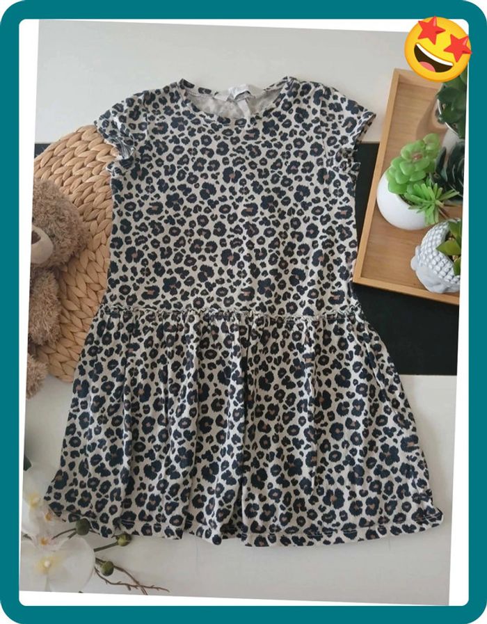 Robe H&M à motifs Taille 6 ans🌿💝 - photo numéro 3