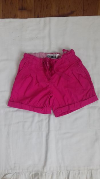 1 short fille 4 ans 