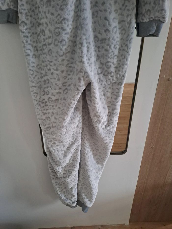 Magnifique combinaison pyjama gris - photo numéro 8