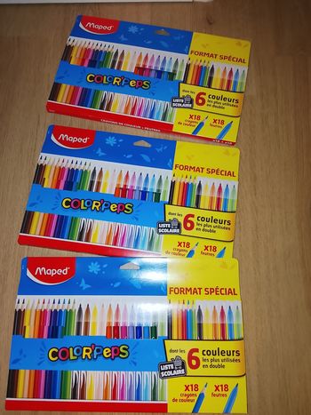 Lots pochette feutre crayon de couleur