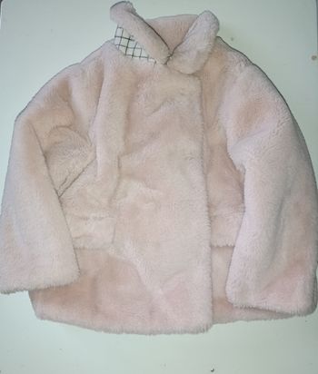 Veste fausse fourrure taille 3/4 ans - Zara