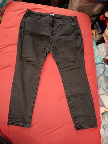 Jean skinny noir 52