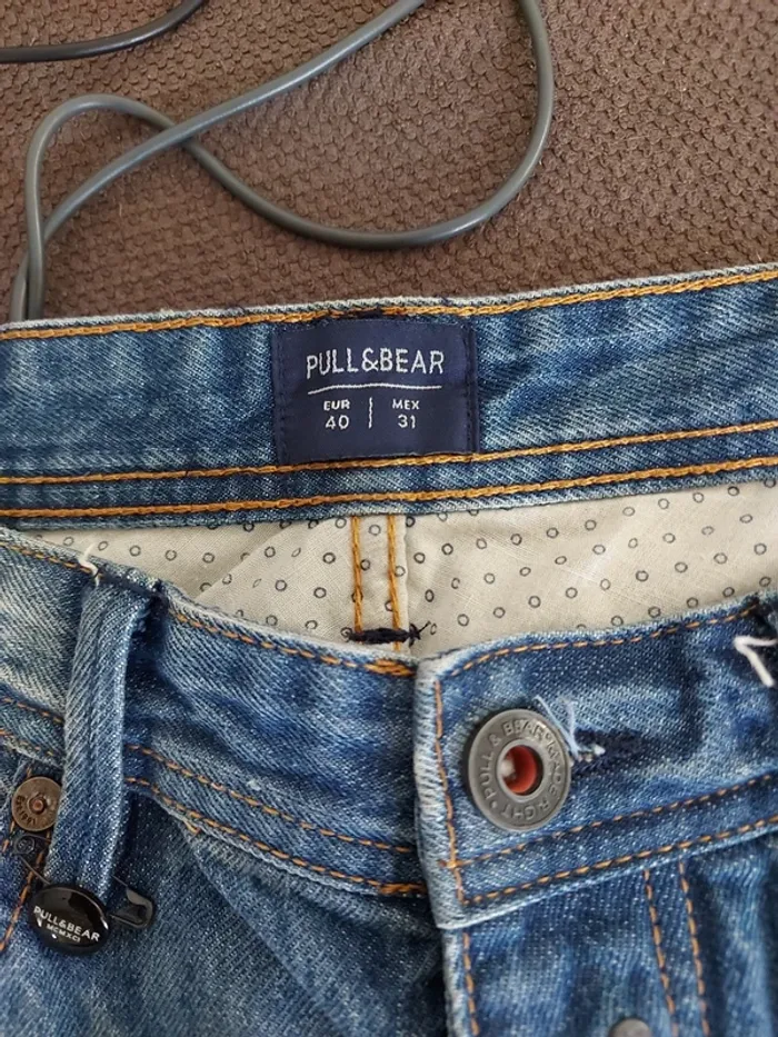 Pantacourt jeans prix négociable dans la limite du raisonnable - photo numéro 4