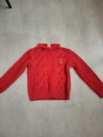 Pull tape à l'oeil 8 ans