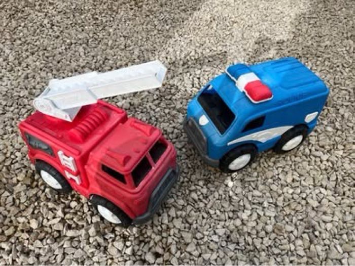 Lot de 2 camions