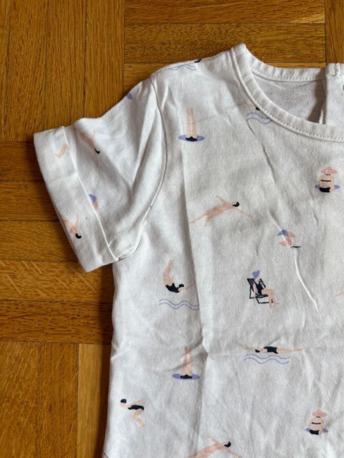T-shirt R essentiel 12 mois parfait état - photo numéro 2