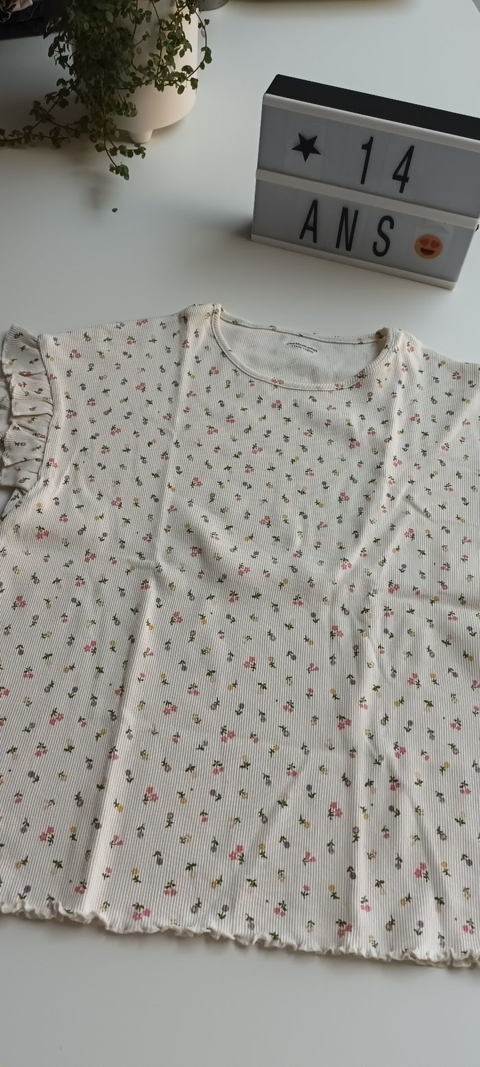 T-shirt à petites fleurs