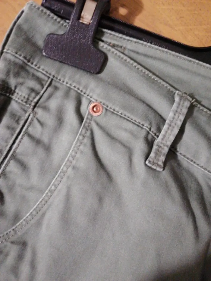 Pantalon vert kaki Marque salsa Taille 34 - photo numéro 4