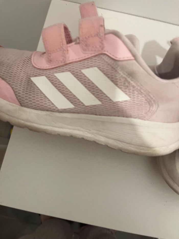 Baskets adidas taille 33 - photo numéro 6