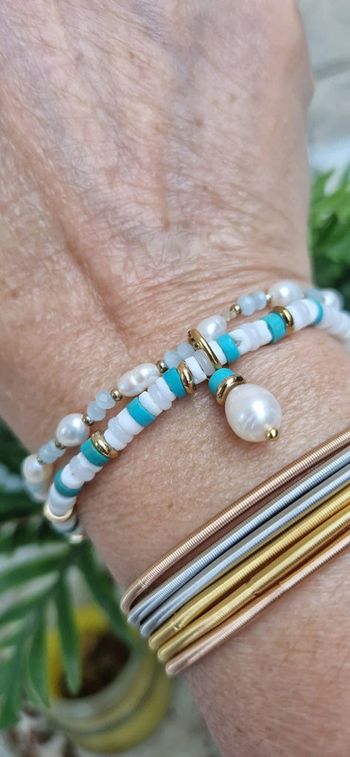 Double bracelets  réglable marque somini perles naturelles et eaux douces