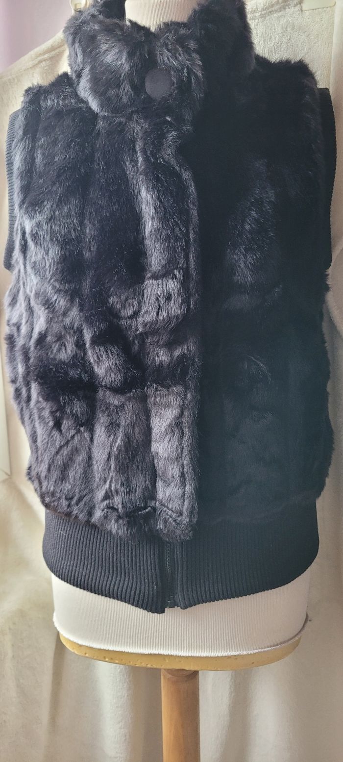 Veste sans manches - photo numéro 1