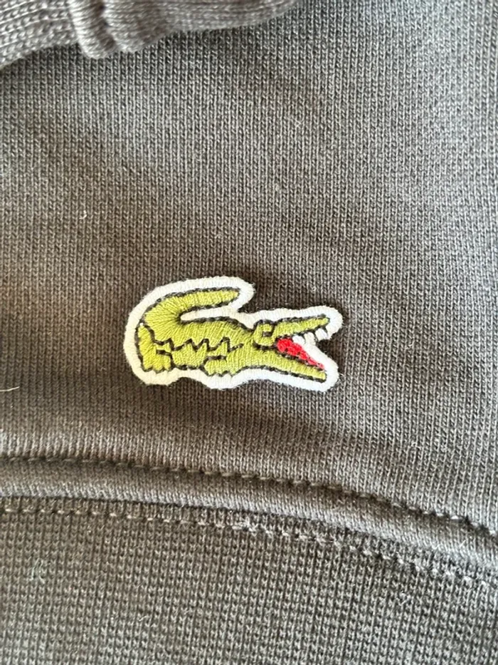 Sweat Lacoste neuf - photo numéro 4