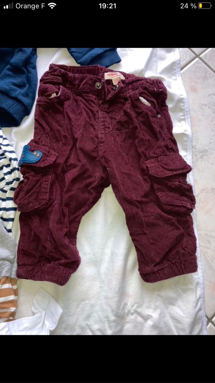 Lot de pulls et pantalon - photo numéro 3