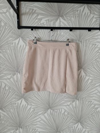 Jolie jupe velours fin taille 40