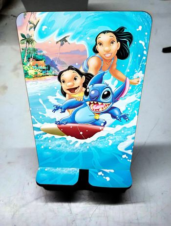 support téléphone motif stitch neuf
