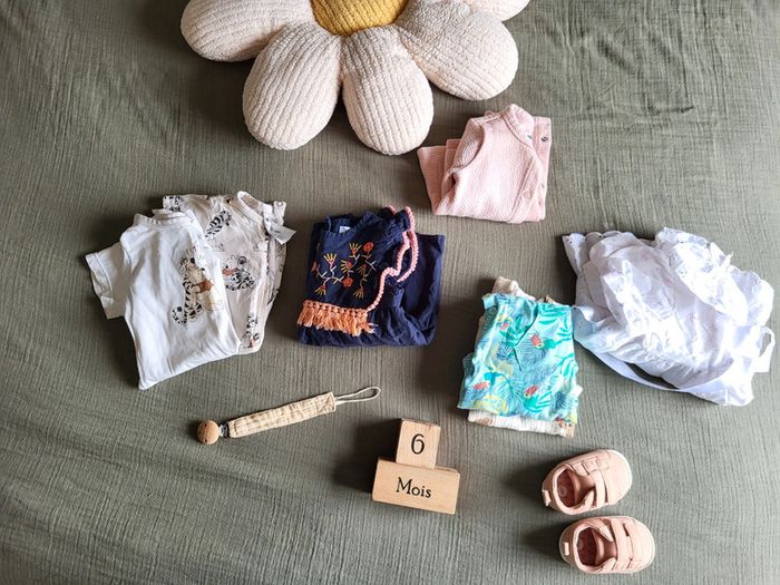 Lot vêtements affaires bébé fille 6 mois petits prix - photo numéro 14