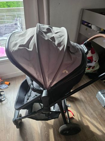 Poussette bébé confort 
