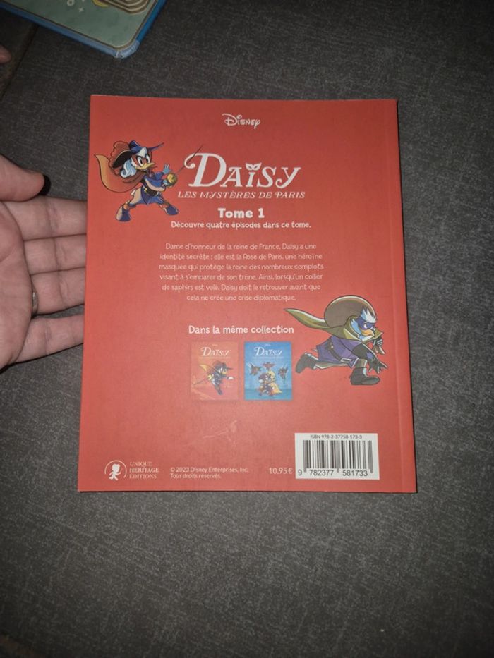 Bd tome 1 Daisy les mystère de Paris - photo numéro 2