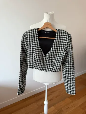 Joli haut Zara court S/36